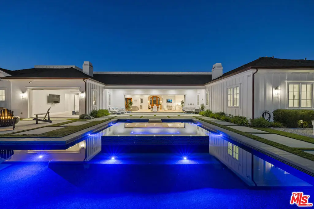Single Family Residence for rent at 6671 Dume Drive, Malibu, CA featuring 8 beds and 8 baths