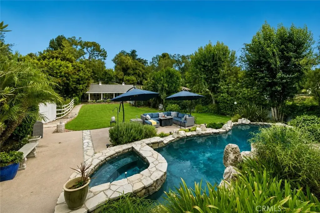 24 Buckskin Lane, Rolling Hills Estates, CA — listing photo 1