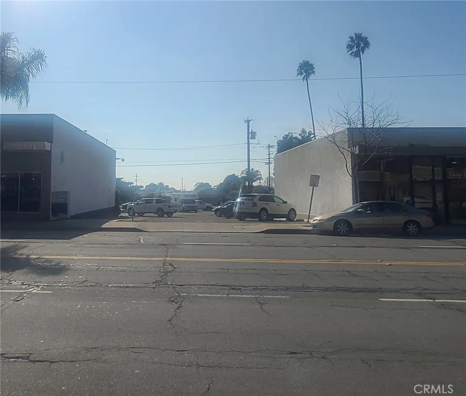 2480 E Main Street, Ventura, CA — listing photo 1