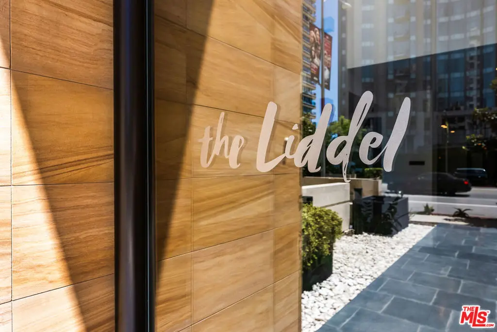 Residential Lease for rent at 10777 Wilshire Boulevard 405, Los Angeles, Los Angeles County, CA featuring 2 beds and 3 baths