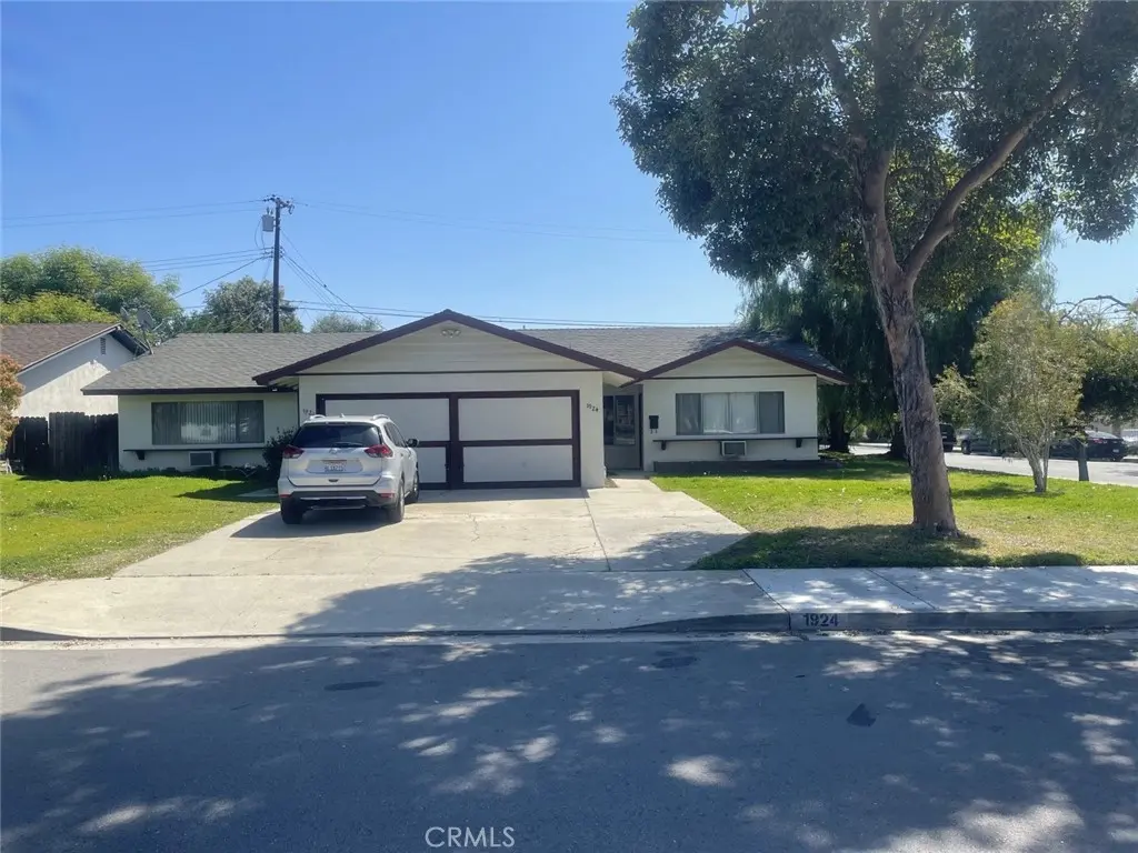 Duplex for sale at 1924 Bobolink Way, Pomona, CA featuring 4 beds and 2 baths