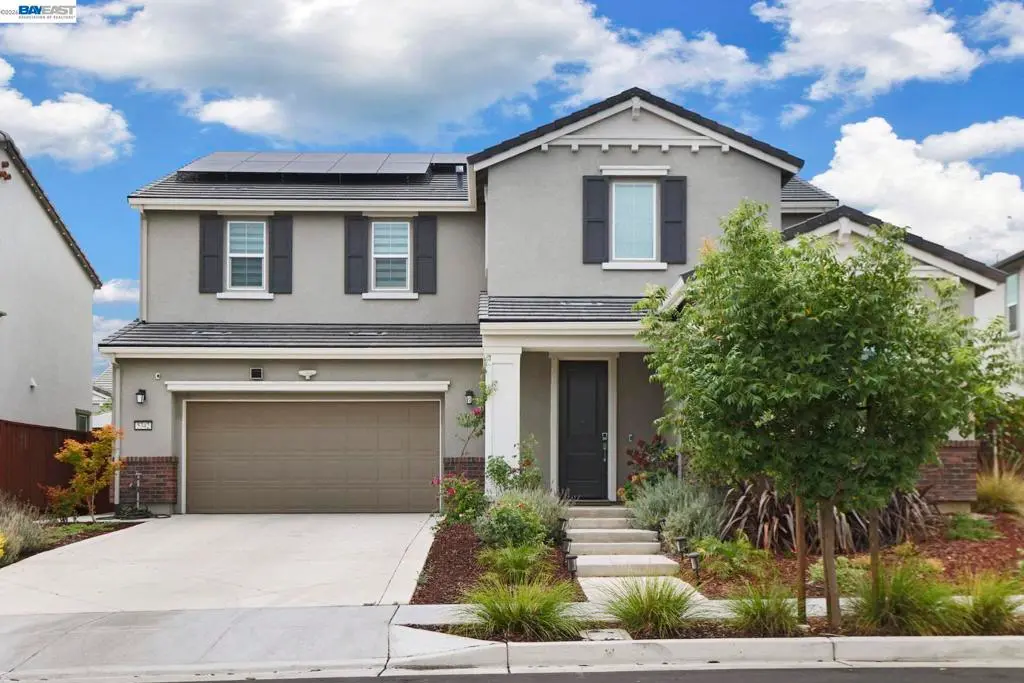 Single Family Residence for sale at 5342 Gatlin Dr, Tracy, CA featuring 4 beds and 3 baths