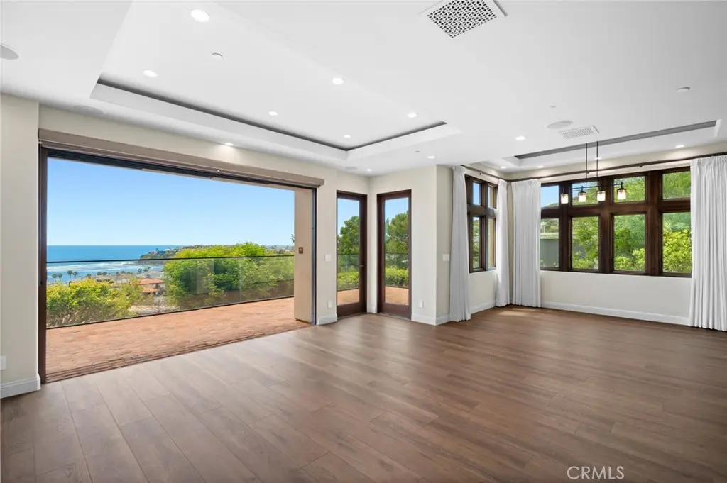 Single Family Residence for rent at 374 Ledroit Street, Laguna Beach, CA featuring 5 beds and 4 baths