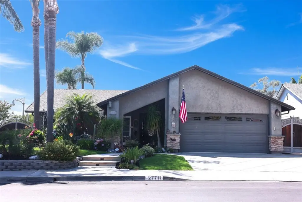 27711 Golondrina, Mission Viejo, CA — listing photo 1
