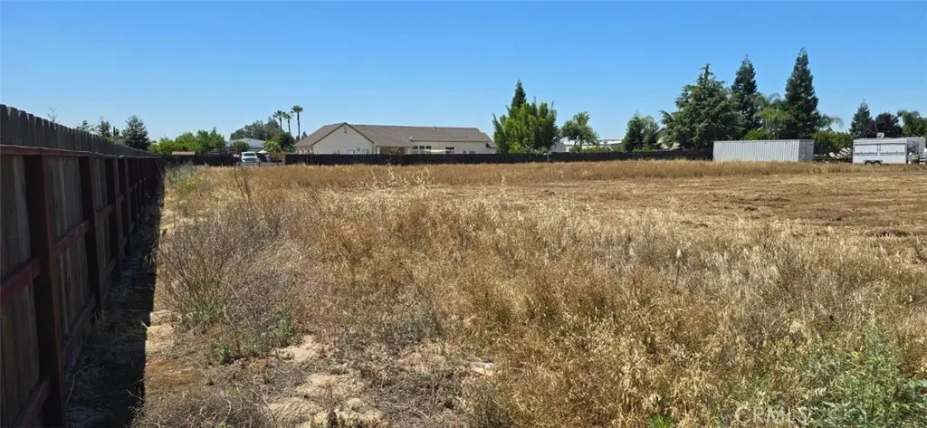 6958 Gertrude Avenue, Winton, CA — listing photo 1