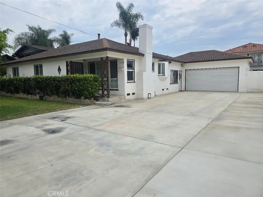 Single Family Residence for rent at 8520 11th, Downey, CA featuring 3 beds and 1 bath