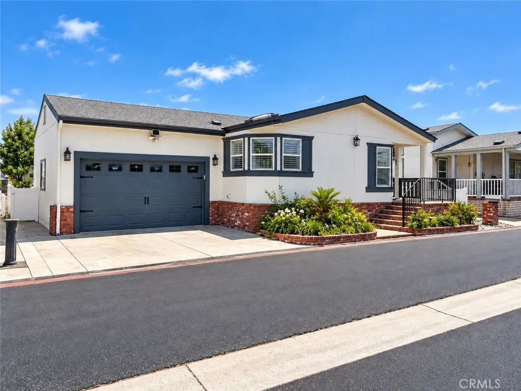 9850 Garfield Avenue 95, Huntington Beach, CA — listing photo 1