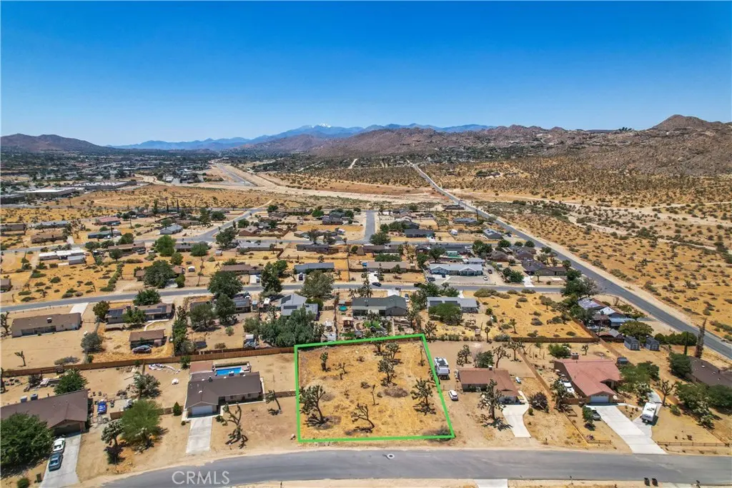 6560 Prescott Avenue, Yucca Valley, CA — listing photo 1