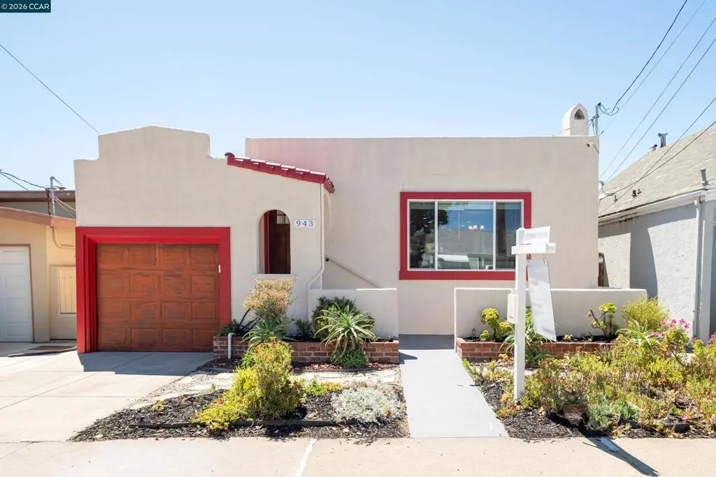 Single Family Residence for sale at 943 36Th St, Richmond, CA featuring 3 beds and 2 baths