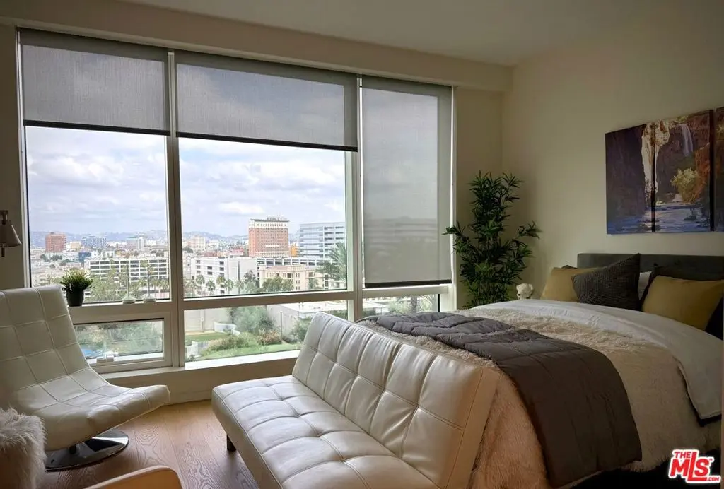 Condominium for sale at 877 S Francisco Street 1220, Los Angeles, CA and 1 bath