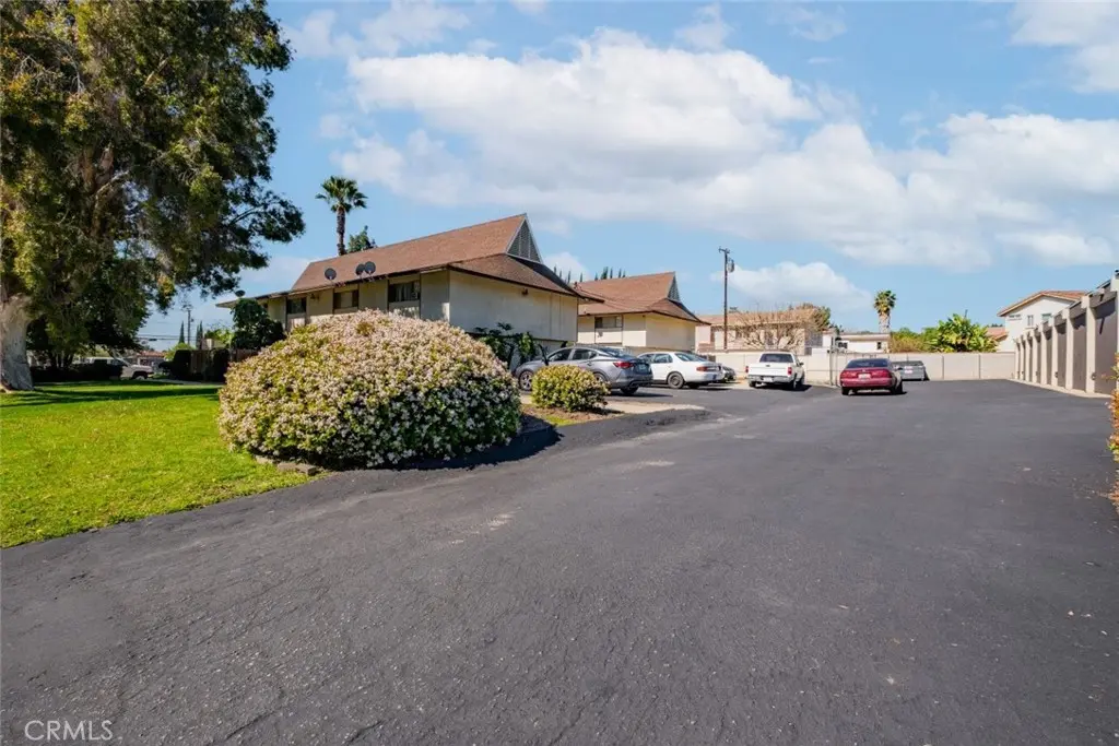 1935 Royalty Drive, Pomona, CA — listing photo 1