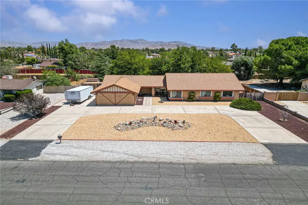 Single Family Residence for sale at 13275 Shawnee, Apple Valley, CA featuring 4 beds and 3 baths