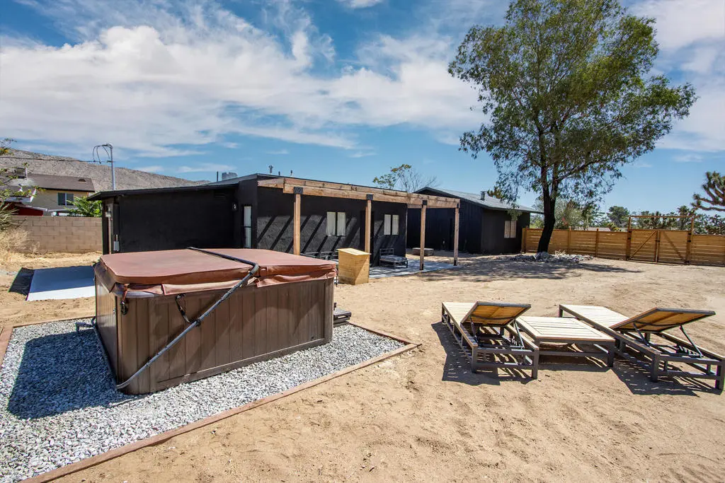 7438 Deer Trail, Yucca Valley, CA — listing photo 1