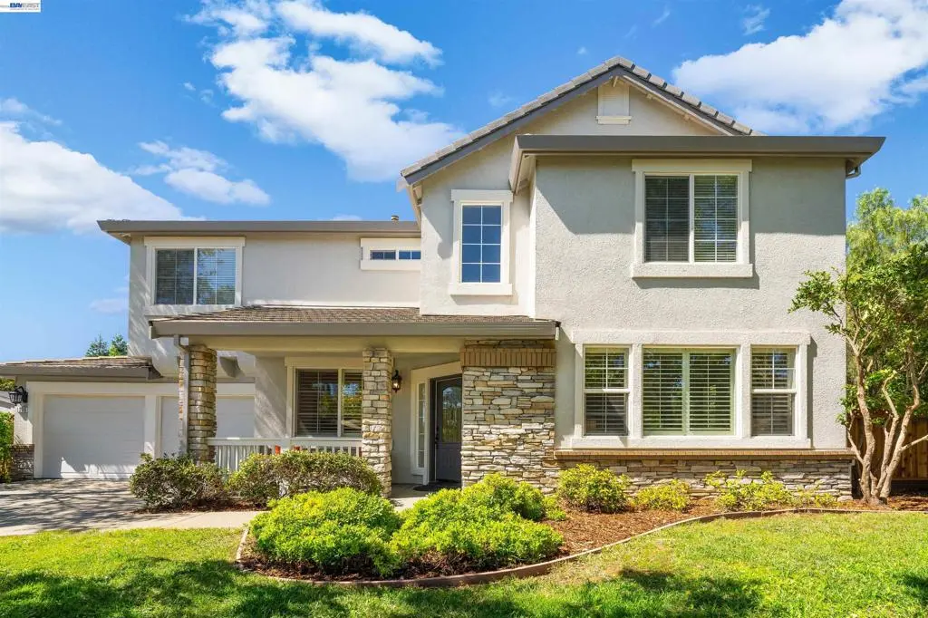 Single Family Residence for sale at 1330 Capri Ct, Livermore, CA featuring 5 beds and 4 baths