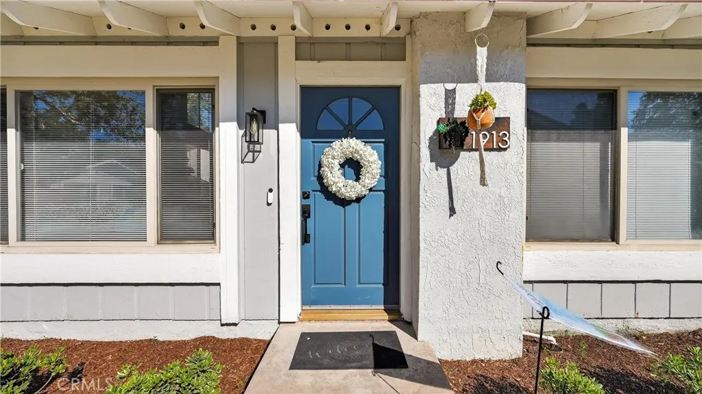 Single Family Residence for sale at 1913 W Wakeham, Santa Ana, CA featuring 3 beds and 2 baths