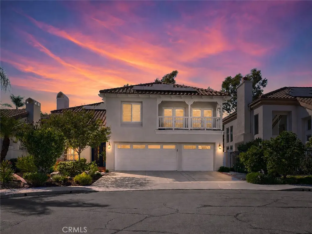 Single Family Residence for sale at 3 Sembrado, Rancho Santa Margarita, CA featuring 5 beds and 5 baths