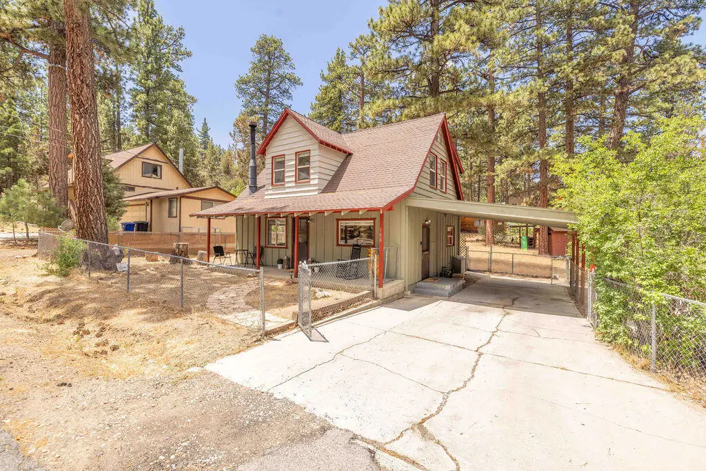 100 W Sherwood Boulevard, Big Bear, CA — listing photo 1