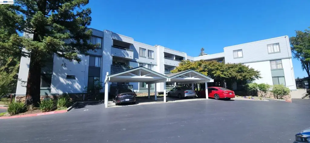 Condominium for sale at 40425 Chapel Way 315, Fremont, CA featuring 3 beds and 2 baths