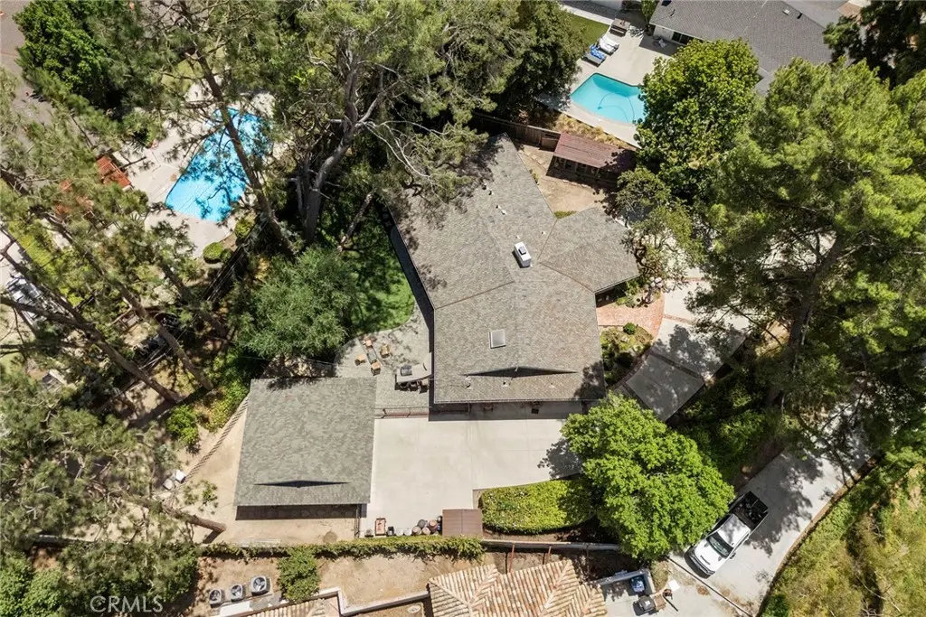 901 Laguna Road, Fullerton, CA — listing photo 1