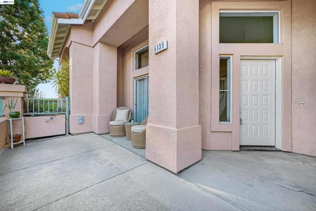 Condominium for sale at 6139 Capriana Cmn, Fremont, CA featuring 3 beds and 3 baths