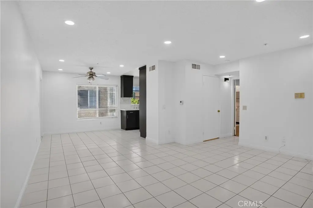 8828 Burnet Ave 9, North Hills, CA — listing photo 1