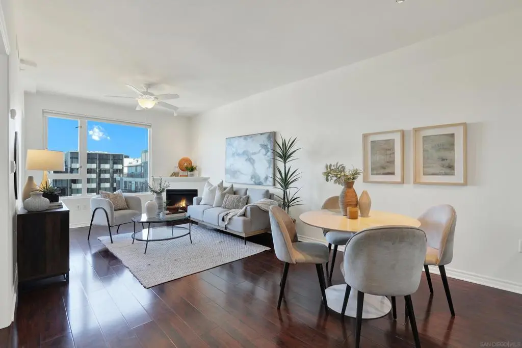 300 W Beech Street 805, San Diego, CA — listing photo 1
