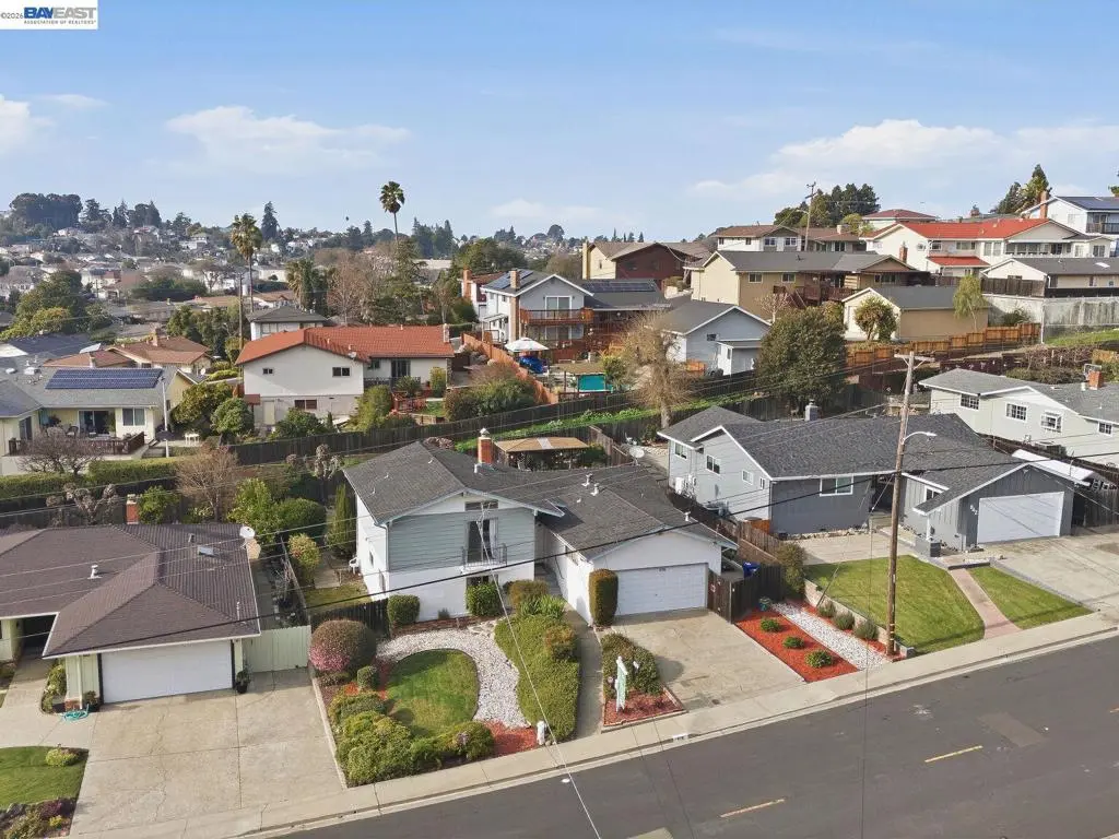 836 Hawthorne Dr, Rodeo, CA — listing photo 1