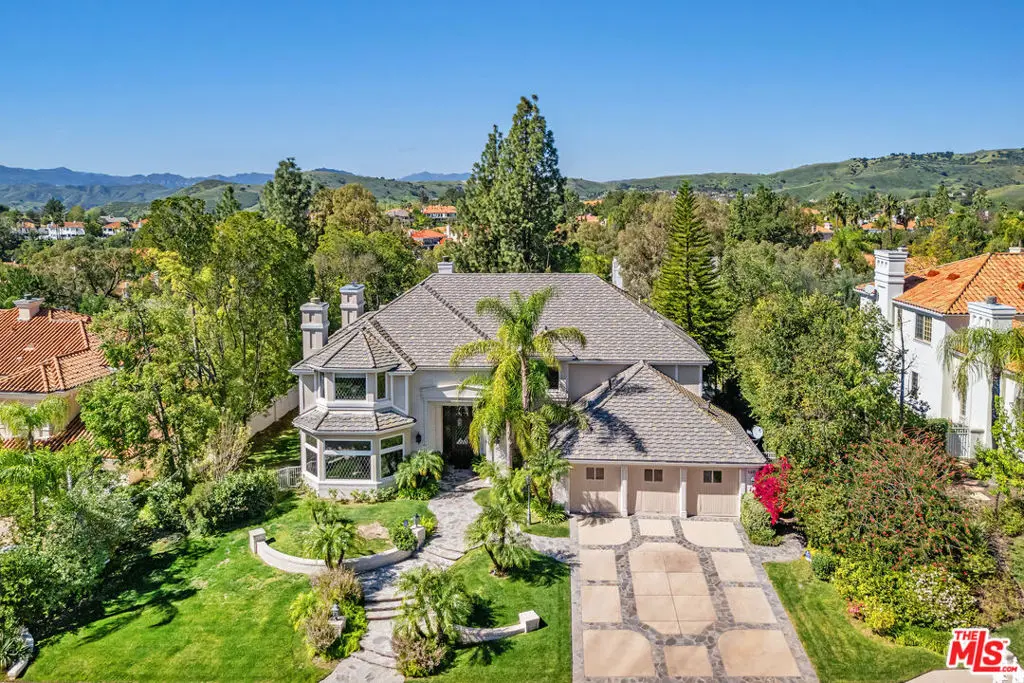 Single Family Residence for sale at 5405 Fremantle Lane, Calabasas, CA featuring 4 beds and 5 baths