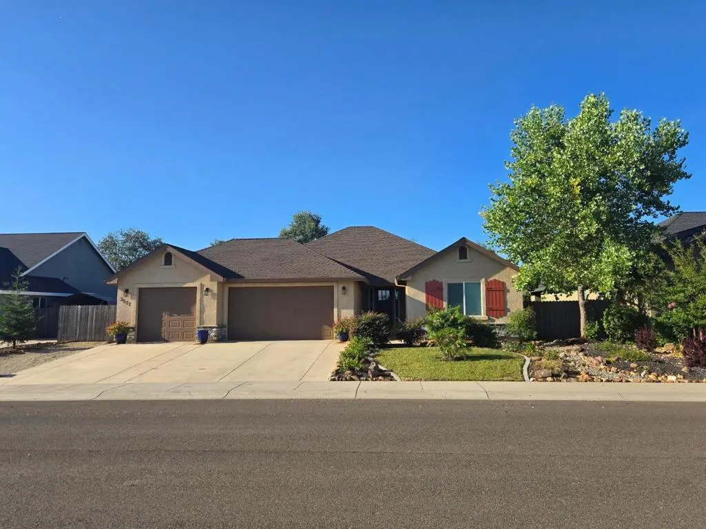 3577 Laver Street, Redding, CA — listing photo 1