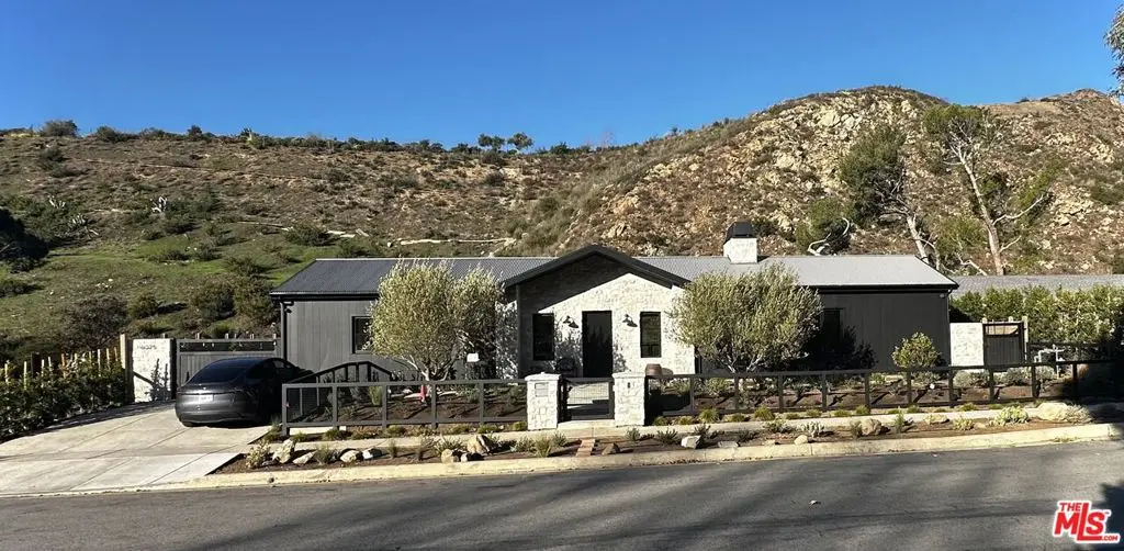 Residential Lease for rent at 6025 Paseo Canyon Drive, Malibu, Los Angeles County, CA featuring 4 beds and 4 baths