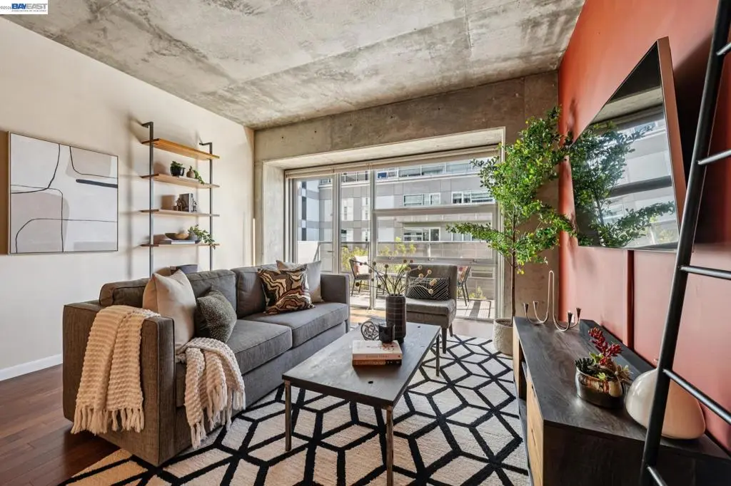 Condominium for sale at 428 Alice St 533, Oakland, CA featuring 1 bed and 1 bath