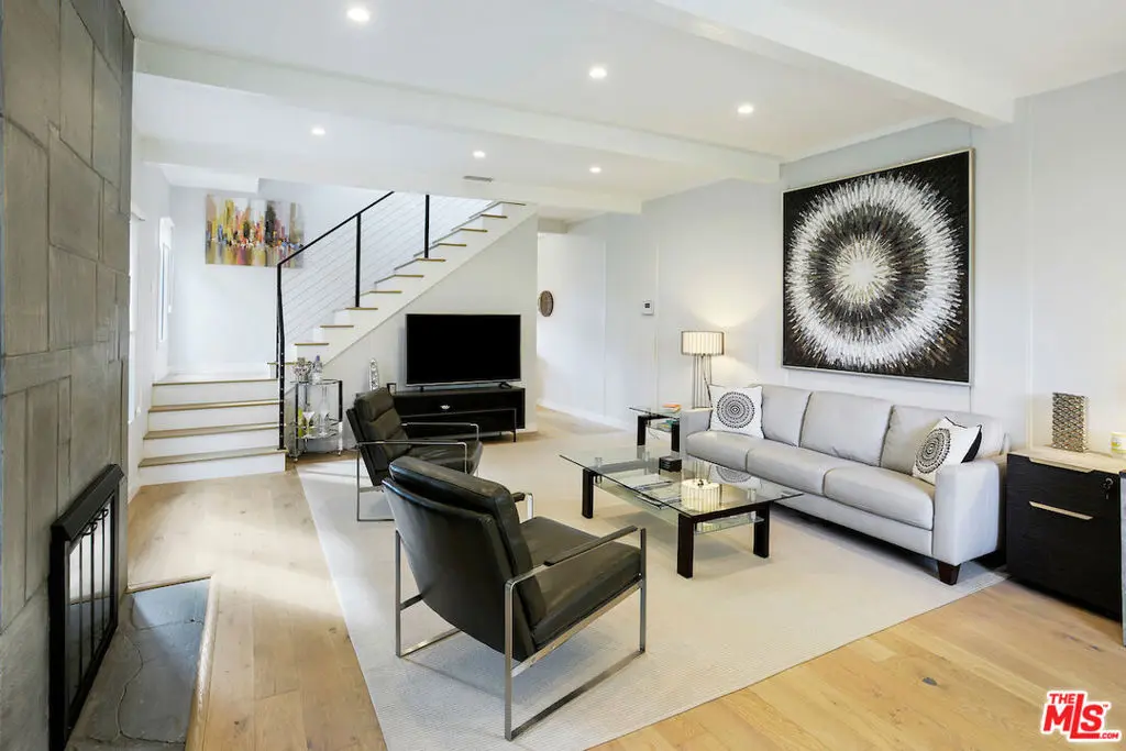 Residential Lease for rent at 823 N Harper Avenue, Los Angeles, Los Angeles County, CA featuring 2 beds and 2 baths