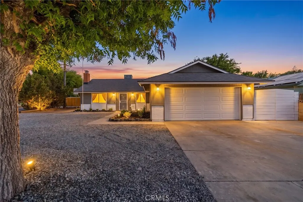 42701 40th Street W, Lancaster, CA — listing photo 1