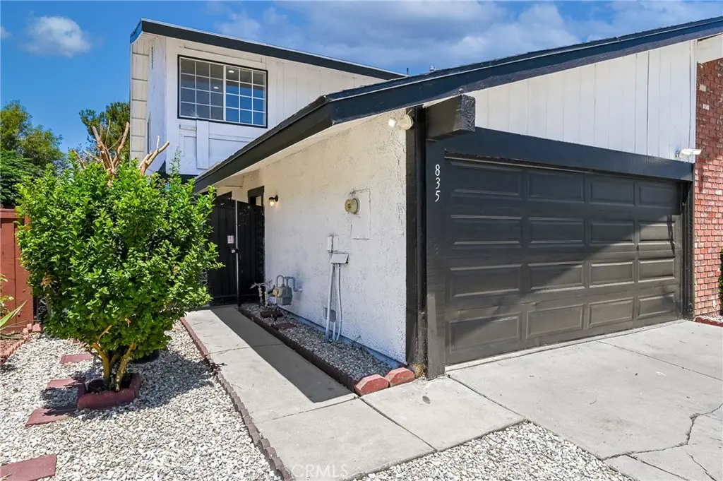 835 Quail, Lake Elsinore, CA — listing photo 1