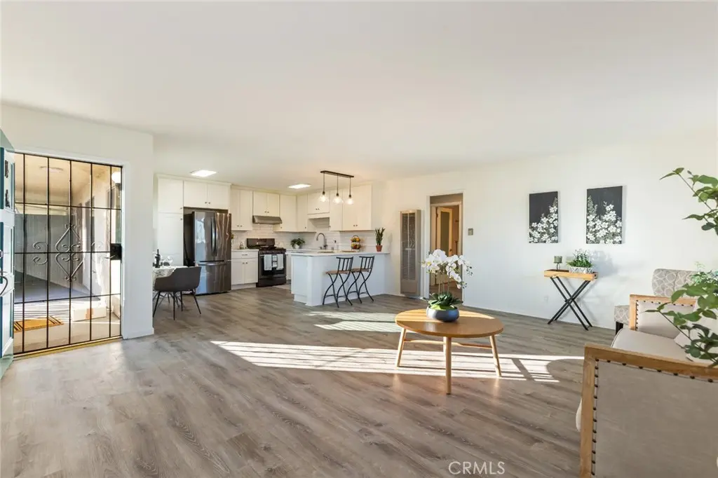Residential Lease for rent at 26015 Narbonne Avenue 14, Lomita, Los Angeles County, CA featuring 2 beds and 1 bath