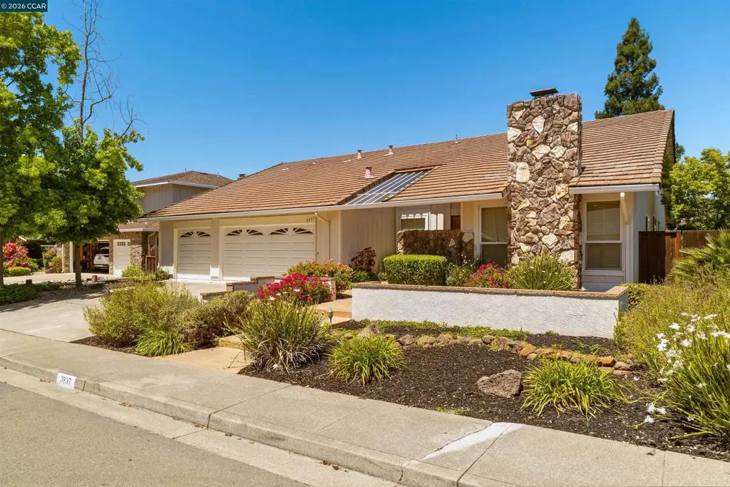 Single Family Residence for sale at 3237 Vera Cruz Dr, San Ramon, CA featuring 4 beds and 2 baths