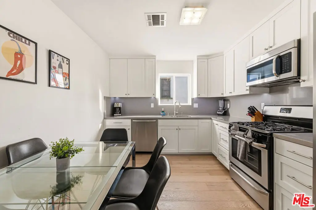 Residential Lease for rent at 2741 S Palm Grove Avenue, Los Angeles, Los Angeles County, CA featuring 3 beds and 2 baths