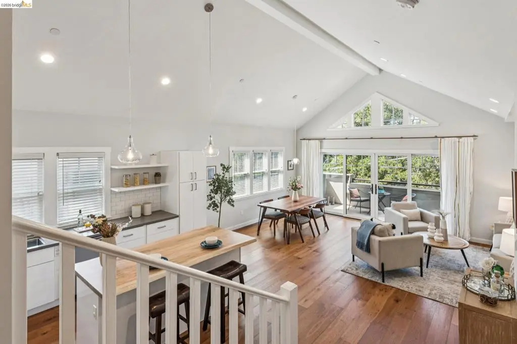 Condominium for sale at 3424 Richmond Blvd, Oakland, CA featuring 4 beds and 3 baths