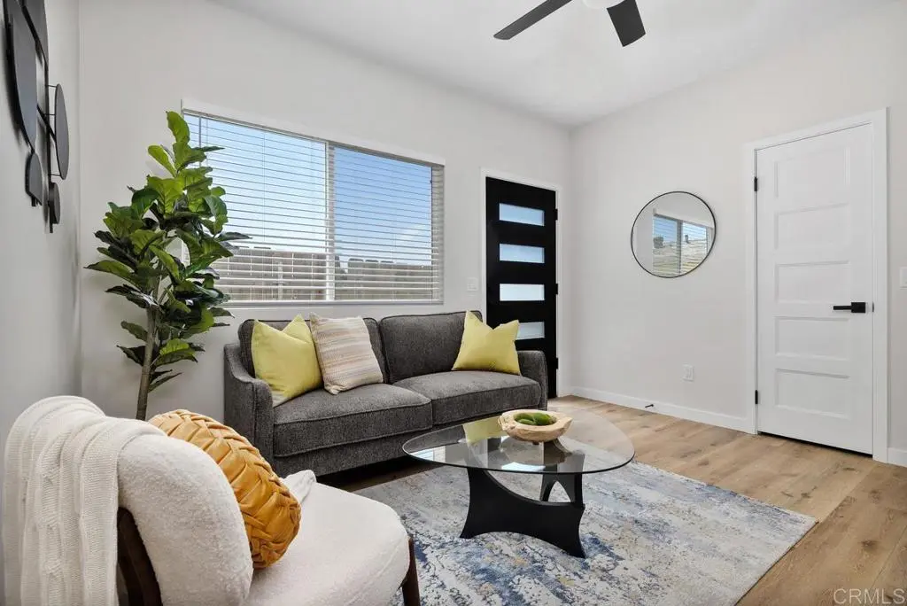 3315 Clairemont Mesa Blvd 1, San Diego, CA — listing photo 1