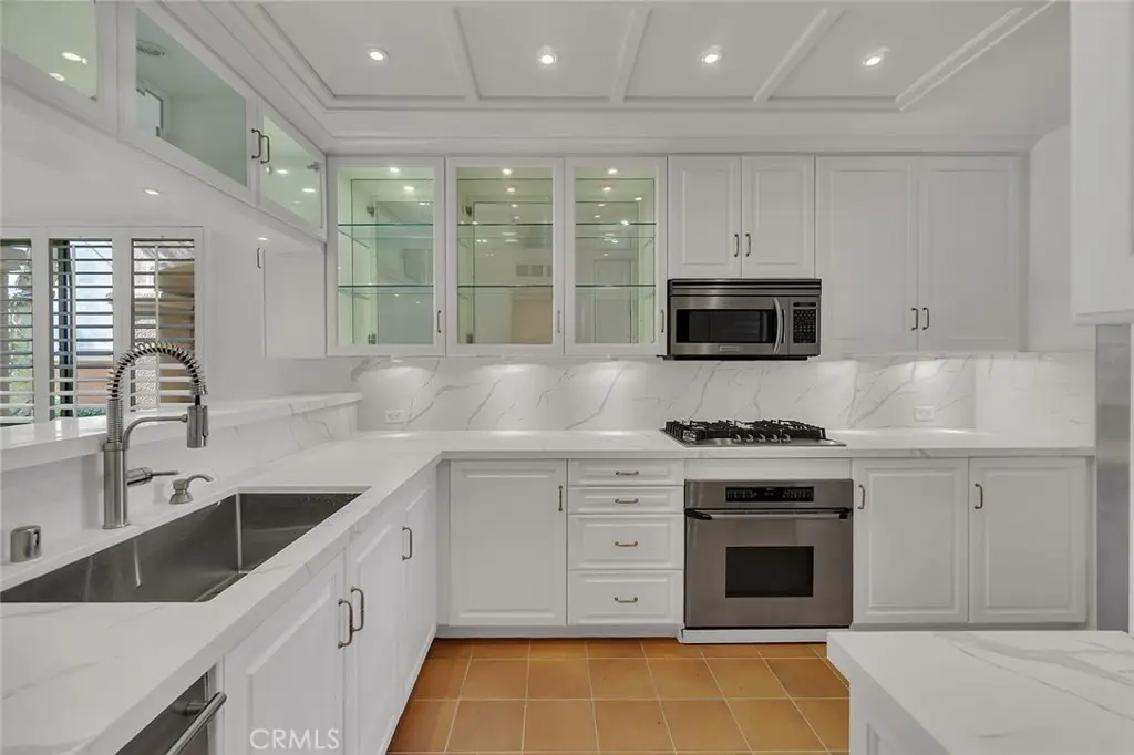 Condominium for rent at 172 Villa Point Drive, Newport Beach, CA featuring 2 beds and 2 baths