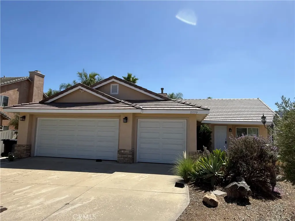 Single Family Residence for sale at 15153 Etienne, Lake Elsinore, CA featuring 3 beds and 2 baths