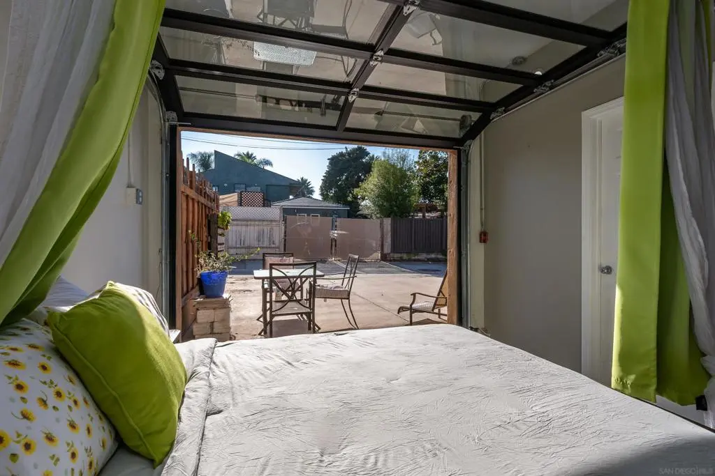 Townhouse for rent at , San Diego, CA featuring 1 bed and 1 bath