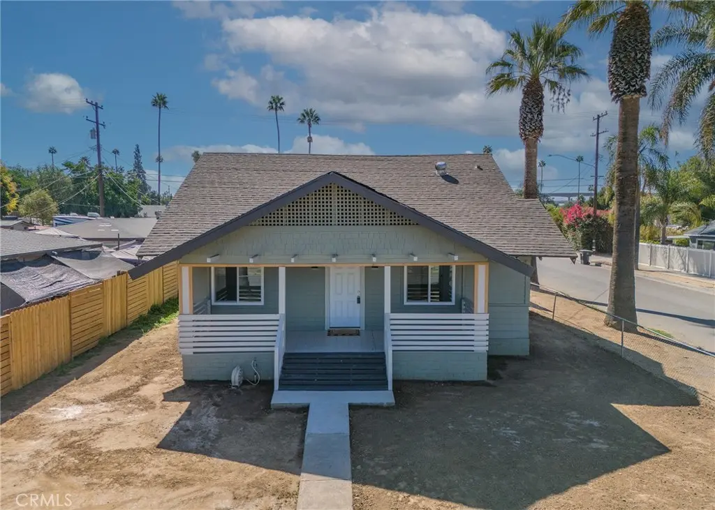 Single Family Residence for sale at 1974 Milton, Riverside, CA featuring 3 beds and 2 baths
