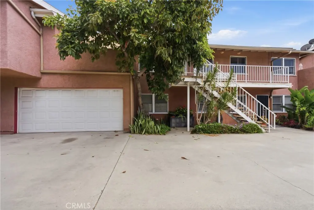 10128 Walnut E, Bellflower, CA — listing photo 1
