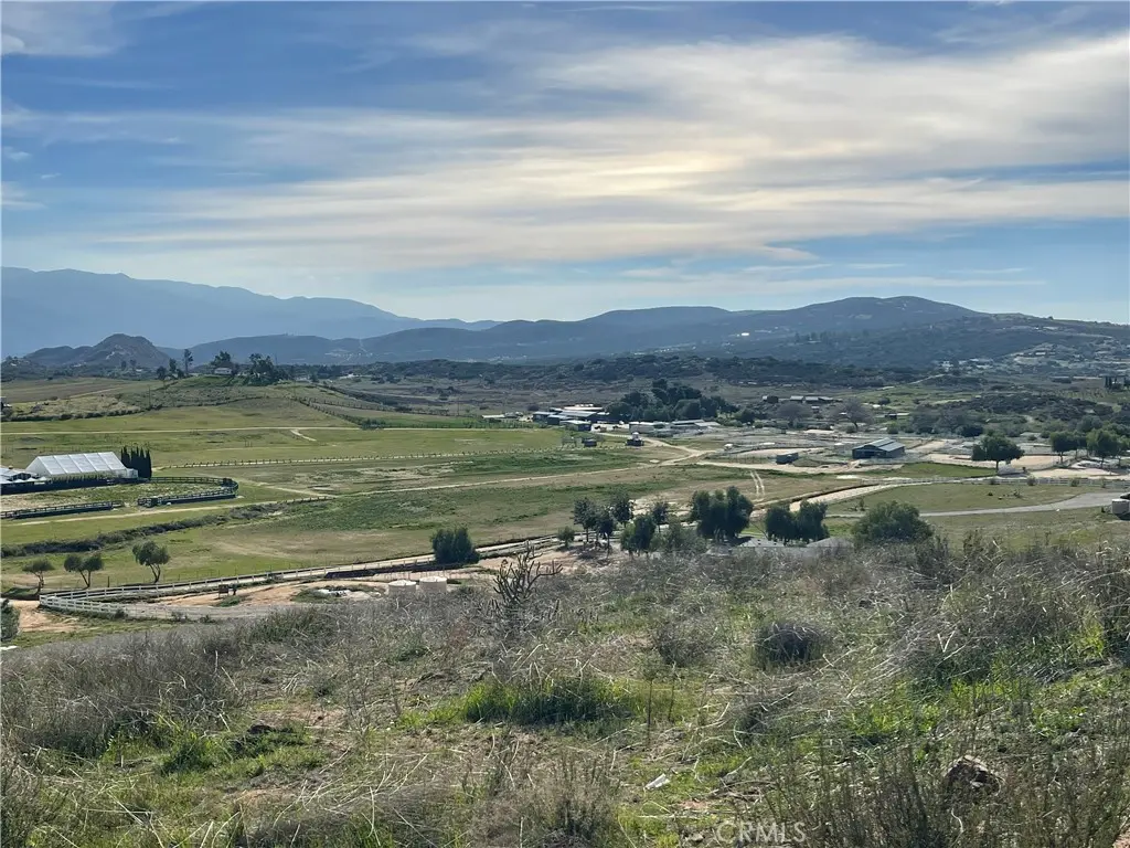 39282 San Ignacio Road, Hemet, CA — listing photo 1