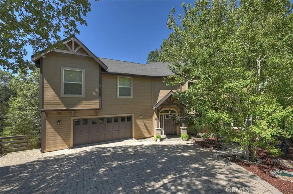 1036 Sandalwood, Lake Arrowhead, CA — listing photo 1