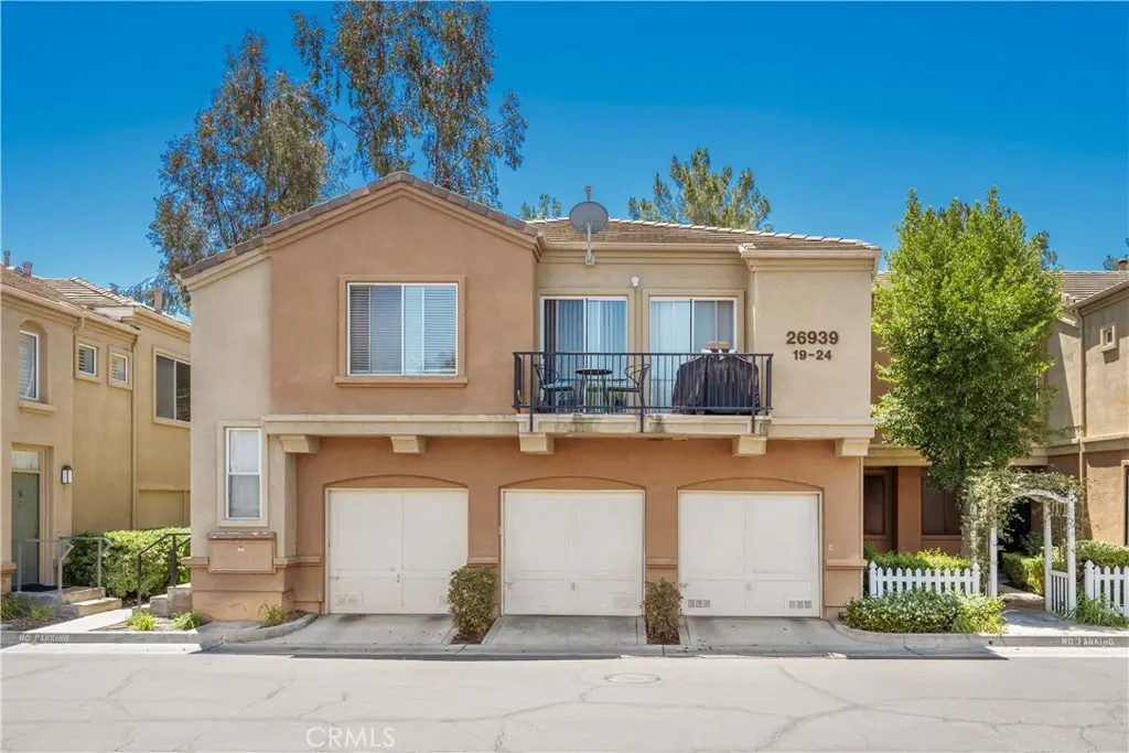 26939 Hillsborough Parkway 20, Valencia, CA — listing photo 1