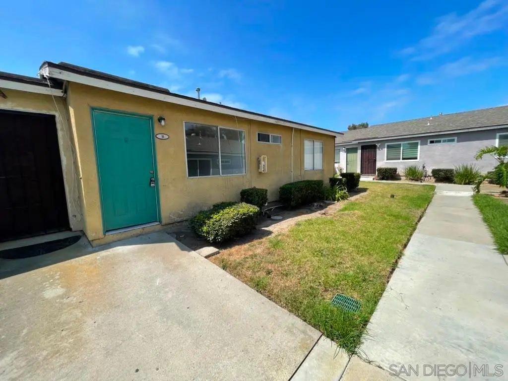 Townhouse for rent at 1515 S 40th St, San Diego, CA featuring 3 beds and 2 baths