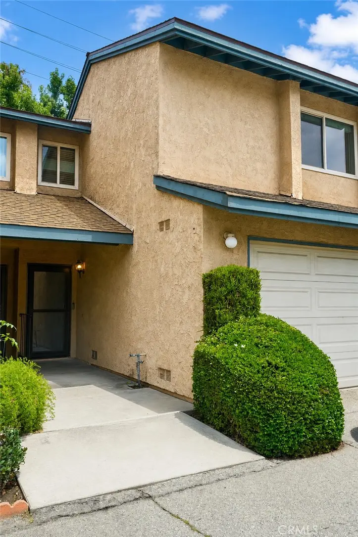 Residential Lease for rent at 312 Shade Ln, La Puente, Los Angeles County, CA featuring 3 beds and 3 baths