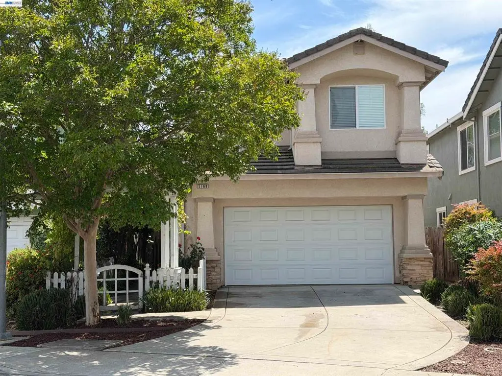 Single Family Residence for rent at 5168 Academy Rd, Concord, CA featuring 3 beds and 3 baths